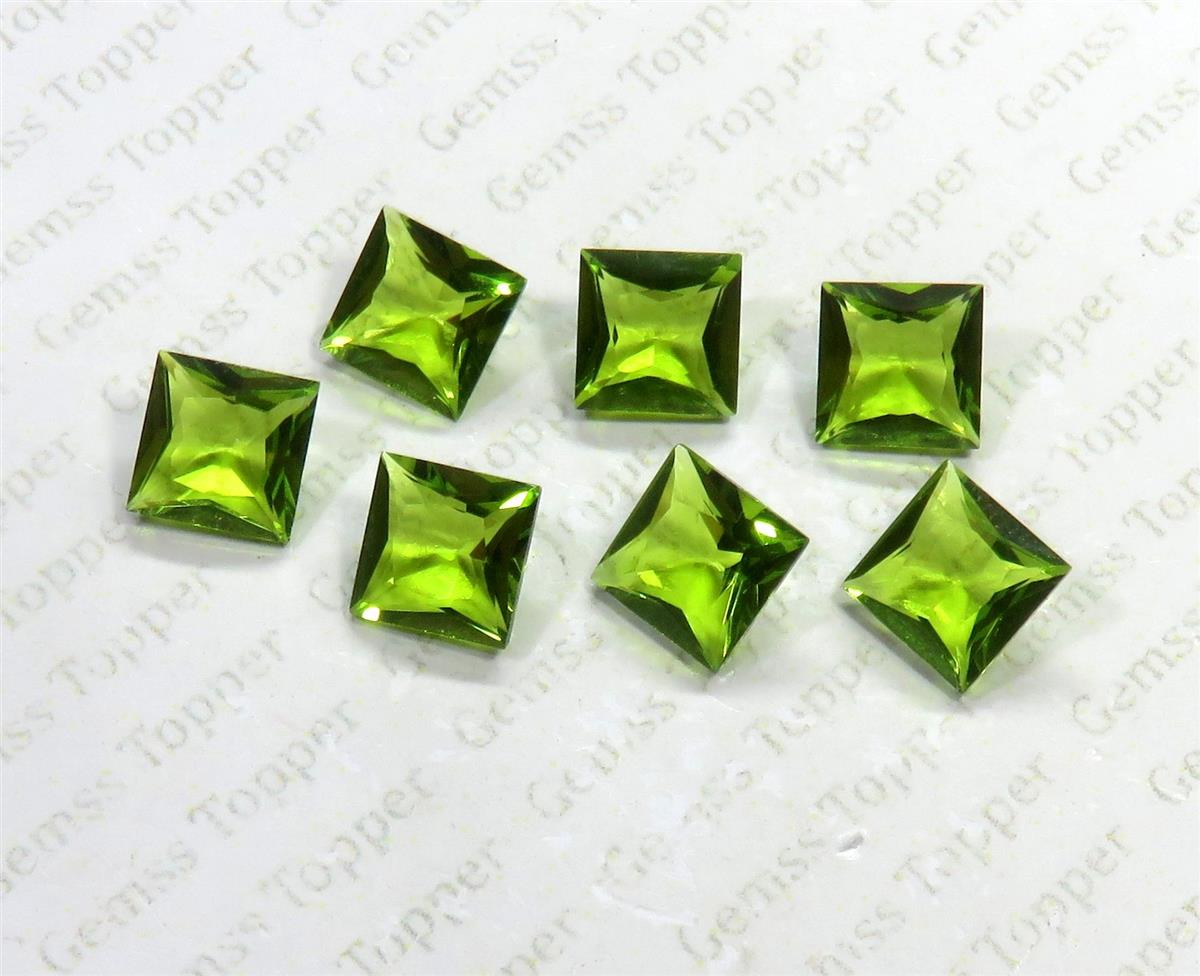 Peridot 6x6 mm Square Princess Cut 